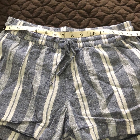 Old Navy shorts small - Picture 7 of 7